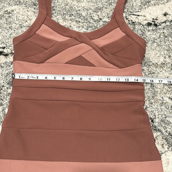 Size M dynamite dress - Picture 6 of 8